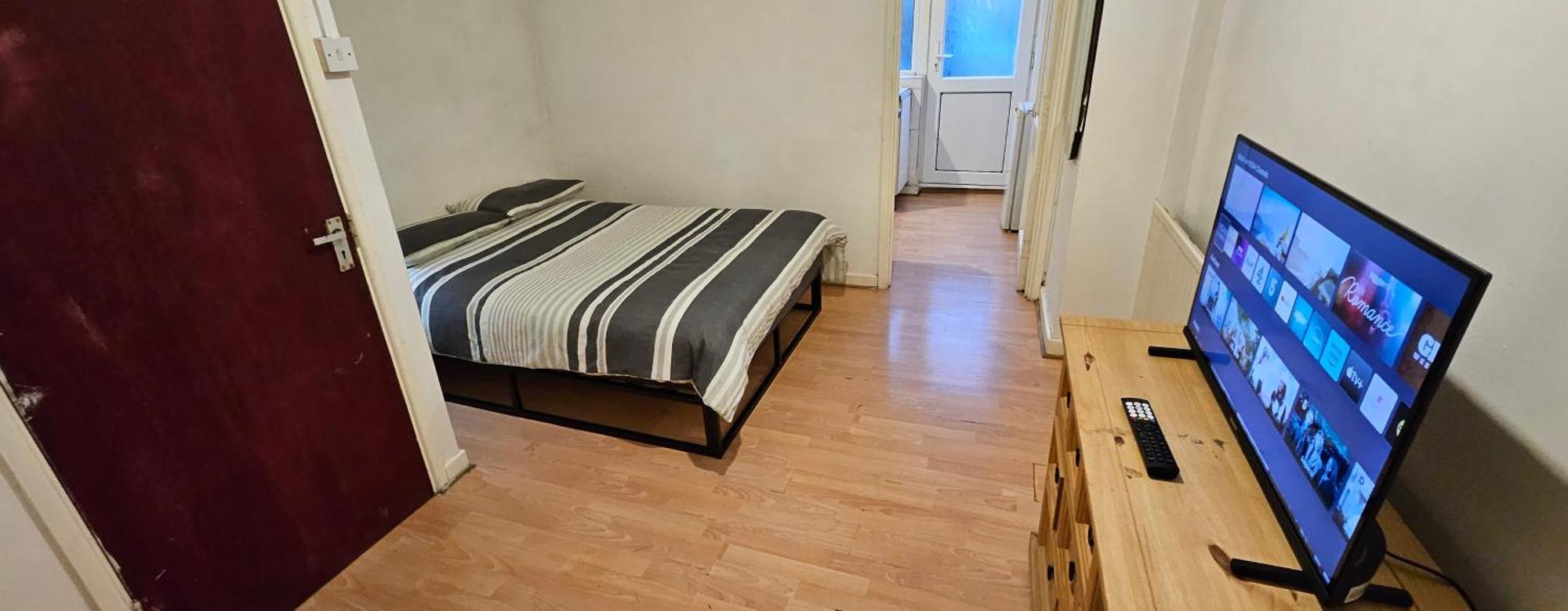 No Frills & Nothing Fancy 1 Bed Studio City Centre Cardiff Luaran gambar